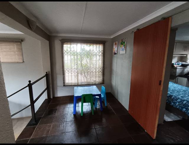 2 BEDROOM TOWNHOUSE FOR SALE IN SAFARI GARDENS